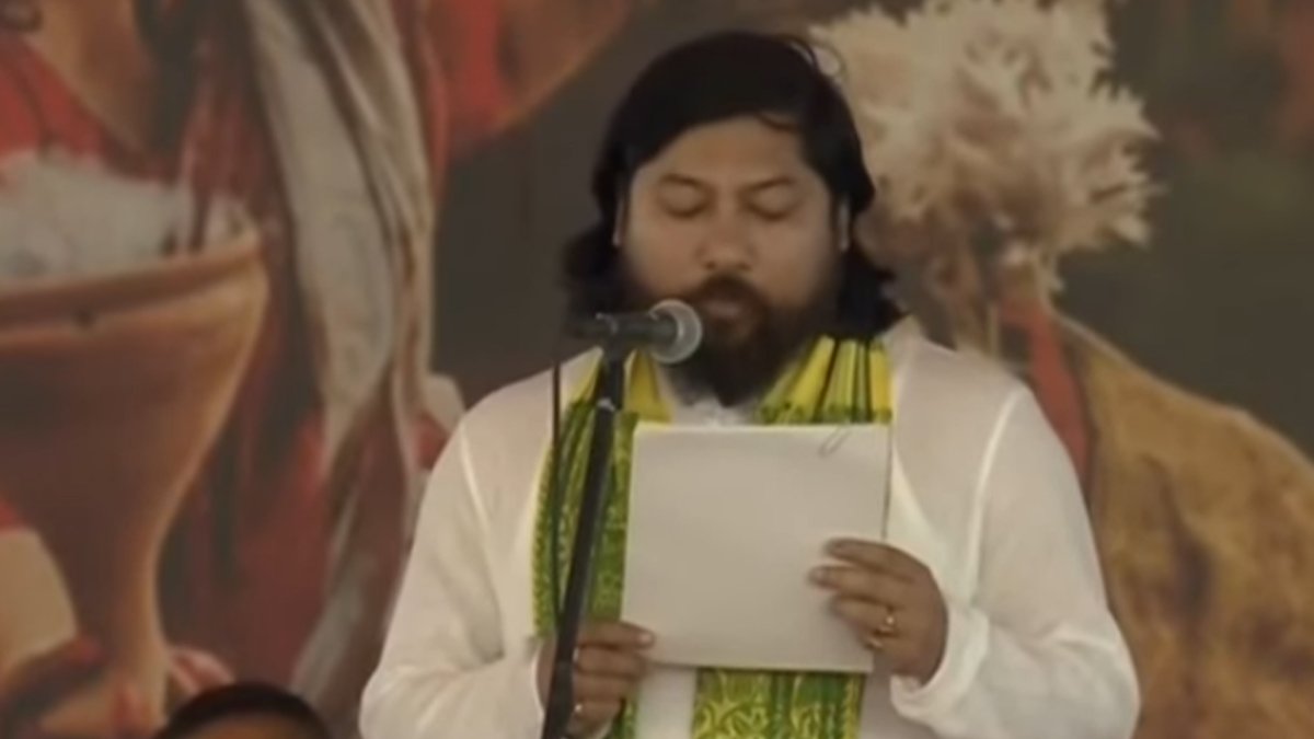 Suvendu Takes Oath as Bengal’s First BJP CM, Five Ministers Sworn In