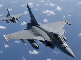 Pakistan Praises Rafale Jets After Claiming to Shoot Them Down — Strategic Flattery or Hidden Message?