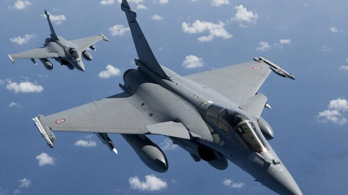 Rafale 3 Pakistan Praises Rafale Jets After Claiming to Shoot Them Down — Strategic Flattery or Hidden Message?