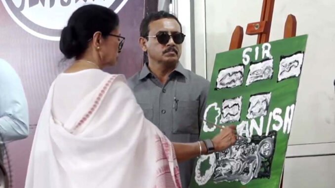 Mamata Banerjee Paints ‘Vanish Kumar’ at Protest, Targets Chief Election Commissioner