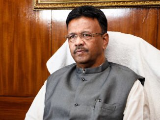 Kolkata Mayor Firhad Hakim Exits Key WhatsApp Groups Amid Political Churn